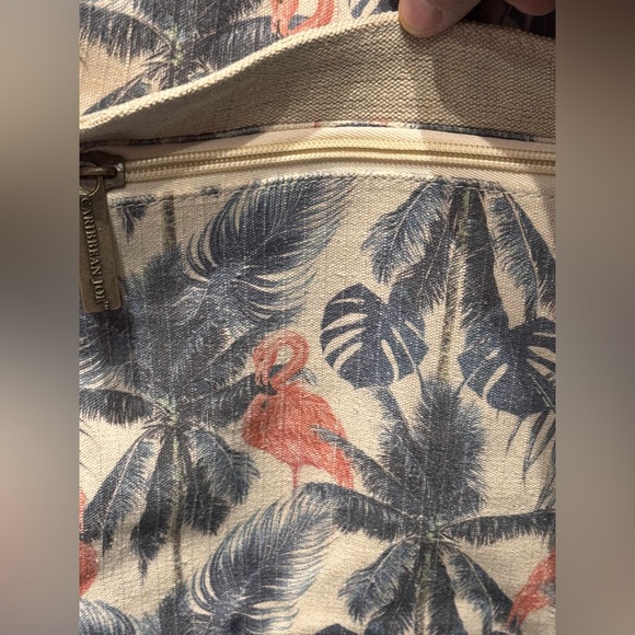Caribbean Joe Flamingo Floral Print Crossbody Bag 11x10in like new - Picture 5 of 11